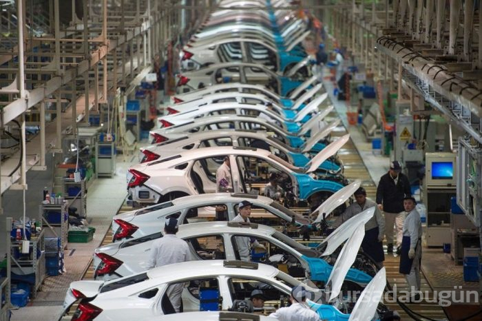 Honda Japonya'daki iki fabrikasında üretimi yavaşlatıyor