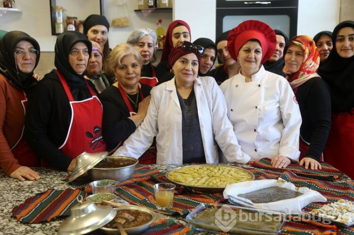 Lokum ve baklavasını da yaptılar
