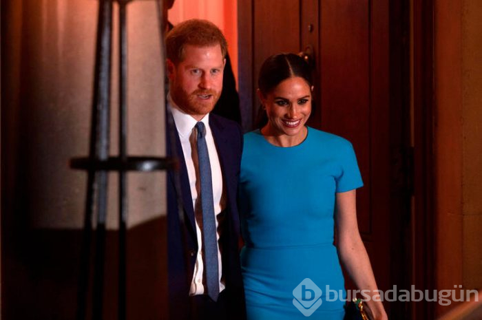 Prens Harry ve Meghan Markle uzun bir aradan sonra ele ele