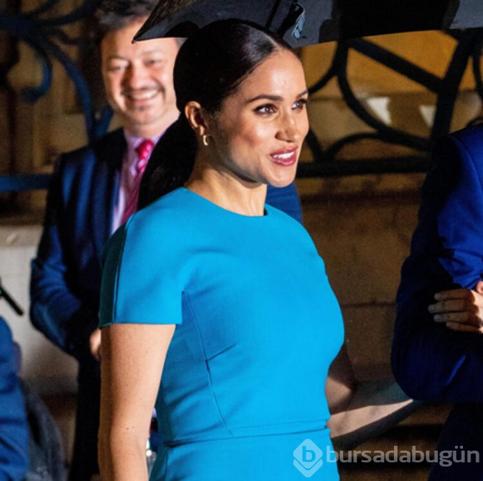 Prens Harry ve Meghan Markle uzun bir aradan sonra ele ele