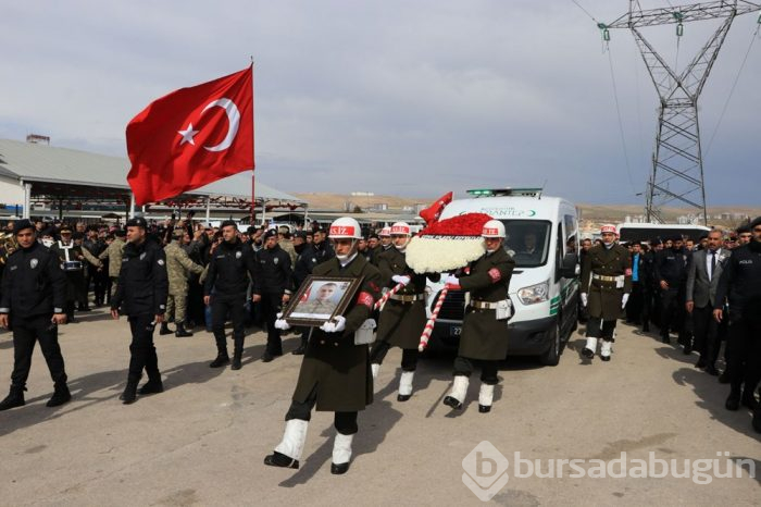 İdlib şehidi göz yaşlarıyla son yolculuğuna uğurlandı!