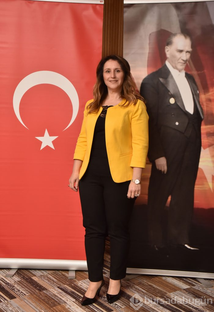 Bursa'da anneler İdlib şehitlerini saygı ve derin bir üzüntü ile andı