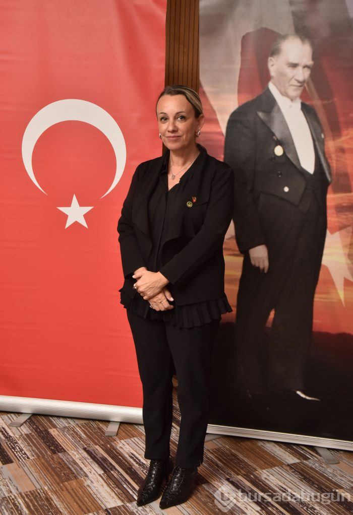 Bursa'da anneler İdlib şehitlerini saygı ve derin bir üzüntü ile andı