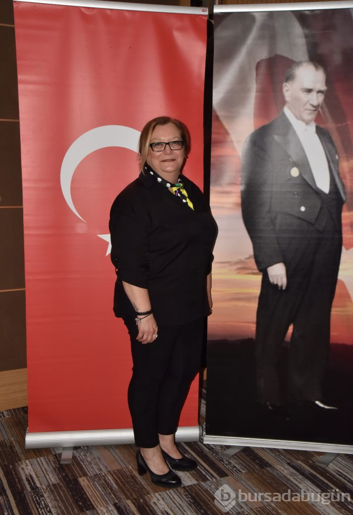 Bursa'da anneler İdlib şehitlerini saygı ve derin bir üzüntü ile andı
