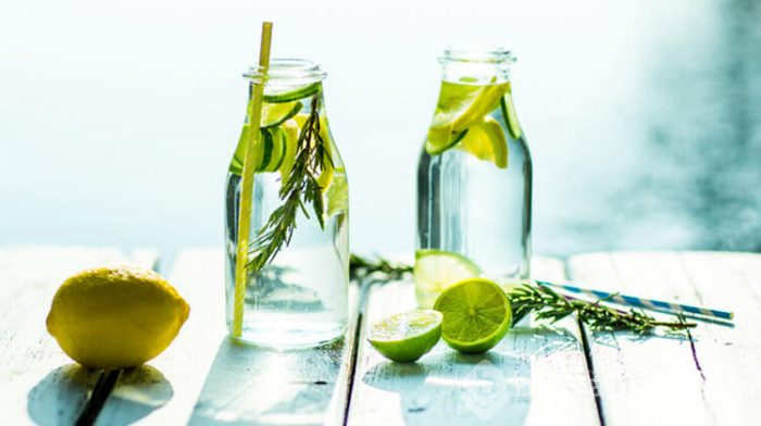 Kilolara veda ettirecek 5 detoks suyu tarifi