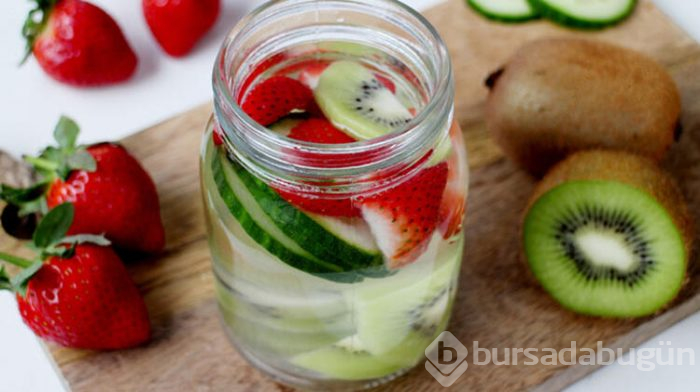 Kilolara veda ettirecek 5 detoks suyu tarifi