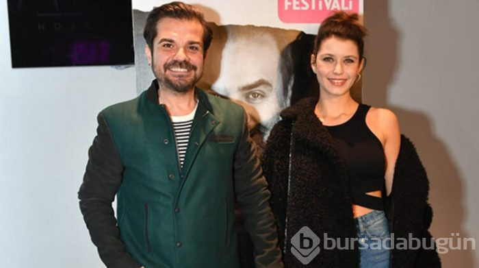 Beren Saat'e Londra hediyesi