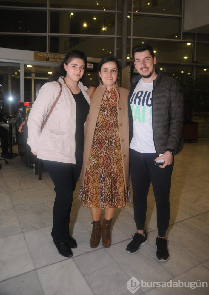 Bursa Bölge Devlet Senfoni Orkestrası, bu haftaki konserini "Tıp Bayramı" için gerçekleştirdi