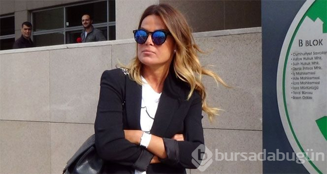 Ünlü sunucu karantinada olduğunu açıkladı! 