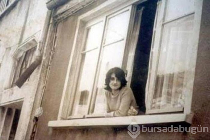 Ünlü isimlerden tbt paylaşımları! 