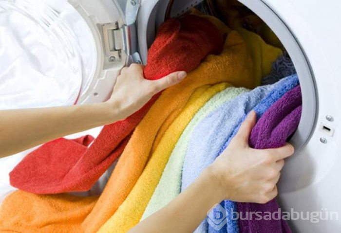 Islak çamaşır makinede ne kadar kalabilir? 