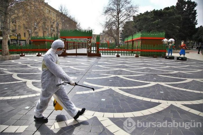 Azerbaycan'da sokaklar boşaldı! 