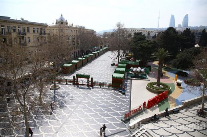 Azerbaycan'da sokaklar boşaldı! 