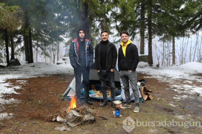 Corona virüsünden korunmak için yaylada kamp kurdular!