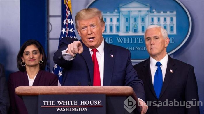 Trump eleştirilere kulak asmıyor: Koronanın üstünü çizdi, Çin yazdı