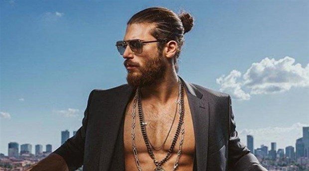 Can Yaman karantinayı sporla geçiriyor