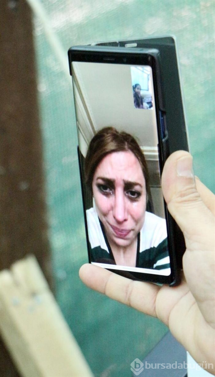 Korona İranlı çift ile çocuklarını ayırdı