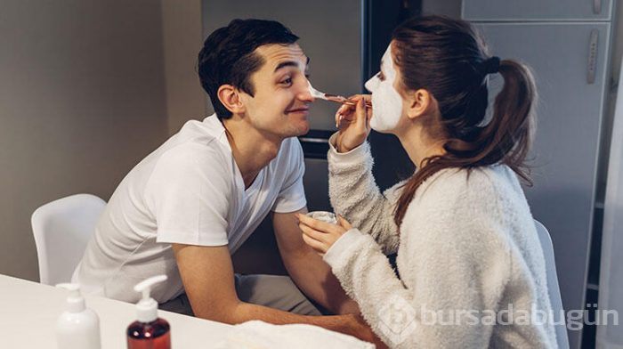 Evde yapılabilecek romantik aktivite önerileri