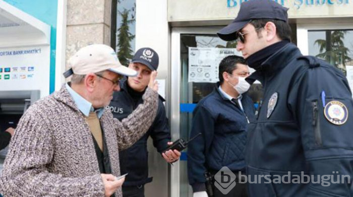70 yaşındaki vatandaştan kendini uyaran polise: "Cahil değilim"