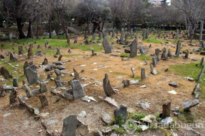 Alanya'daki 500 gizemli mezar sırrını koruyor