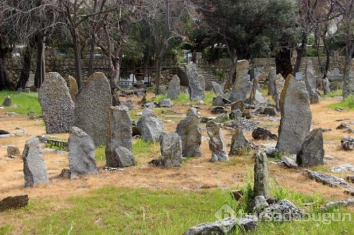 Alanya'daki 500 gizemli mezar sırrını koruyor