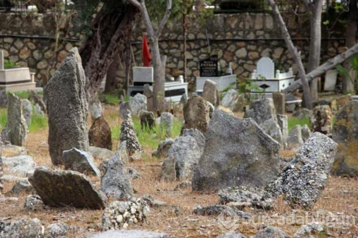 Alanya'daki 500 gizemli mezar sırrını koruyor