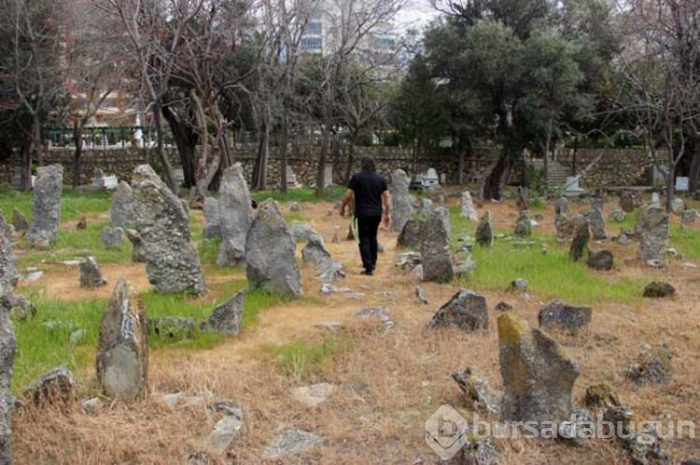 Alanya'daki 500 gizemli mezar sırrını koruyor
