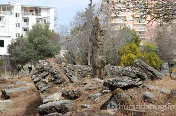 Alanya'daki 500 gizemli mezar sırrını koruyor