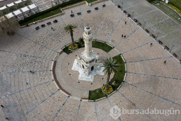 İzmir'in meydanları bomboş