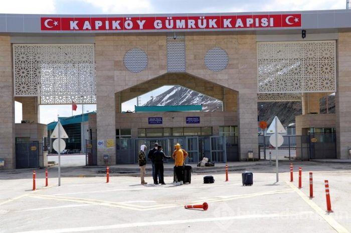 Sınır kapısında kaldılar!