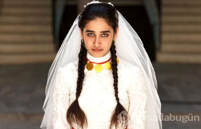 Meltem Miraloğlu boşandığı eşinin yanına sevgilisiyle döndü