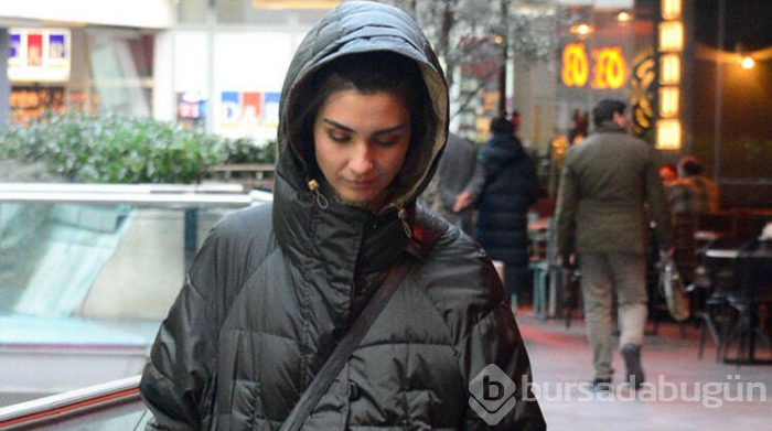 Tuba Büyüküstün'den setlere tepki