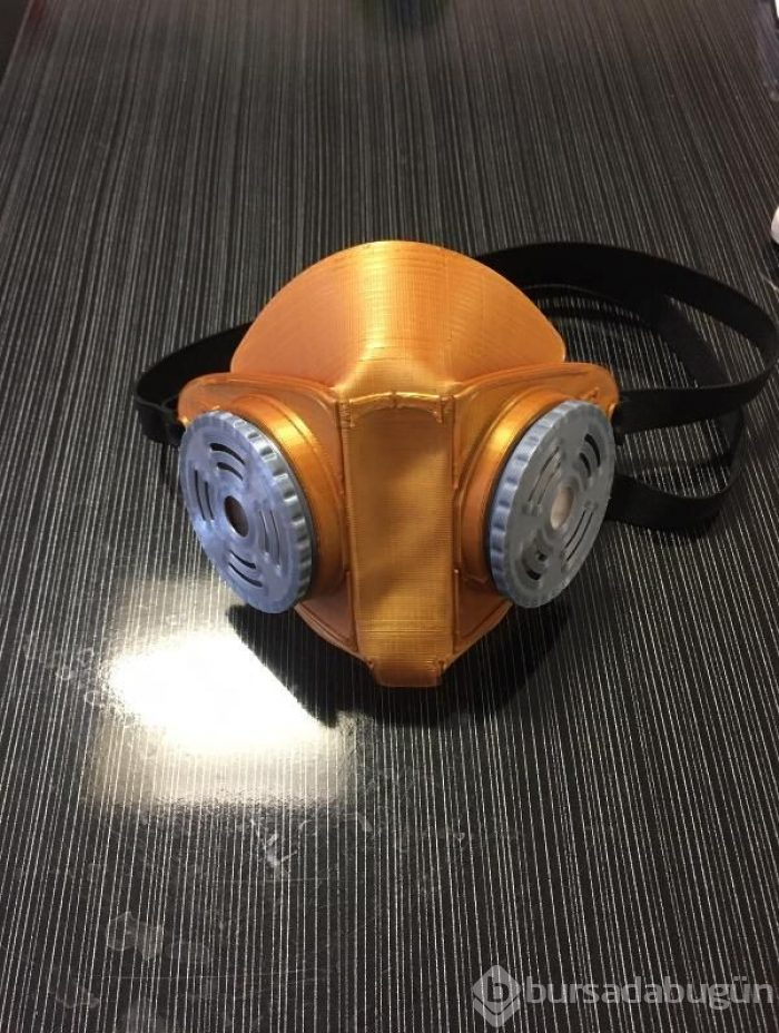 3D yazıcıyla siper maske ve solunum maskesi üretimine başlandı
