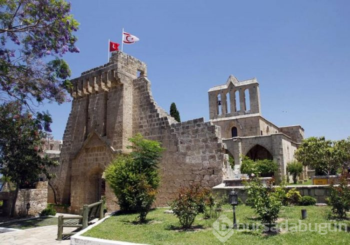 Gotik mimarinin en güzeli: Bellapais Manastırı