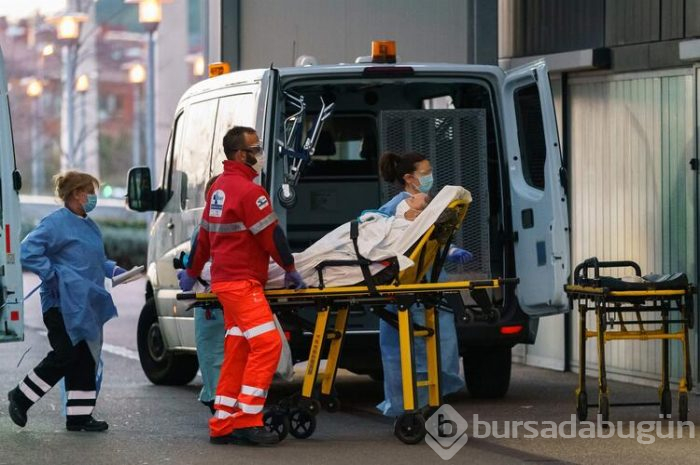 İtalya'da COVID-19 cenazeleri vatandaşta travma yarattı! 