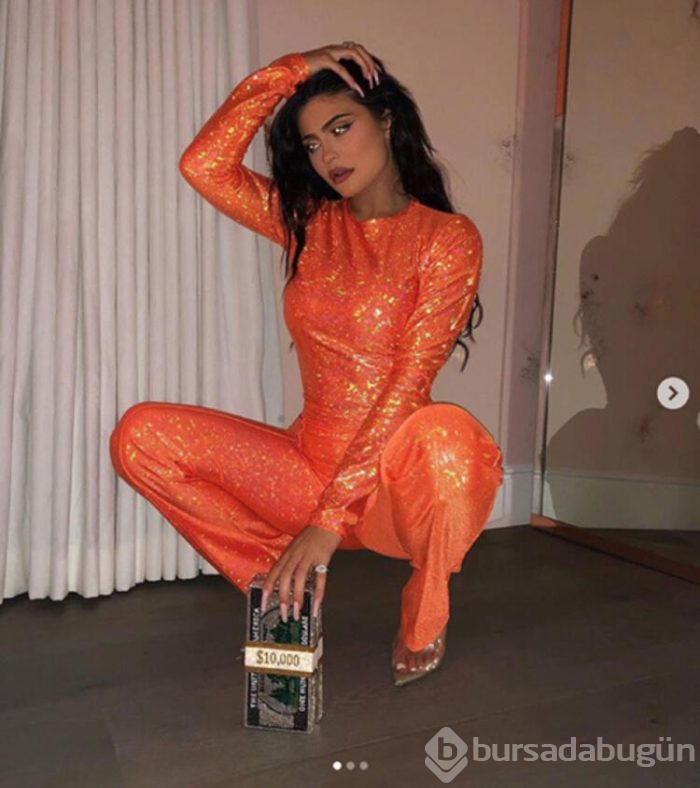 Kylie Jenner'dan koronavirüs mücadelesine destek!