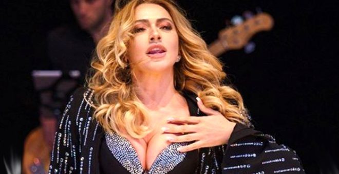 Hadise karantina dinlemedi!