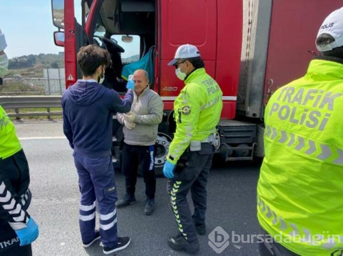 İstanbul'da metrelerce kuyruk oluştu 