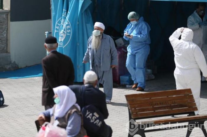 Umreciler eve dönüyor