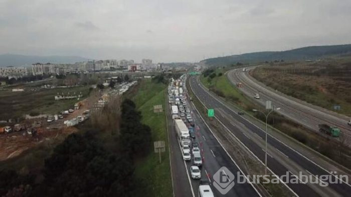 İstanbul'a giriş çıkış kuyruğu