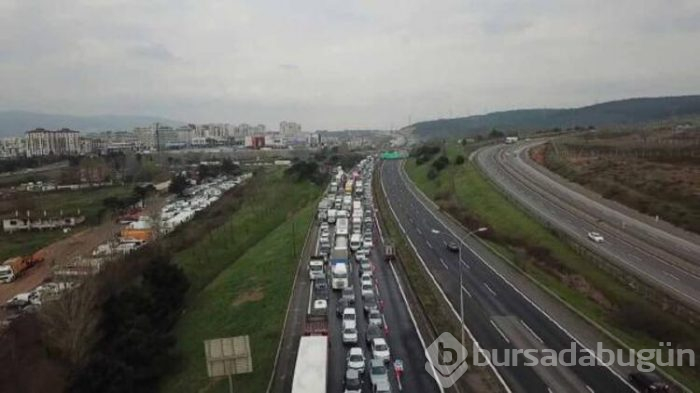 İstanbul'a giriş çıkış kuyruğu