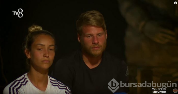 Survivor'dan elendi... Giderken demediğini bırakmadı