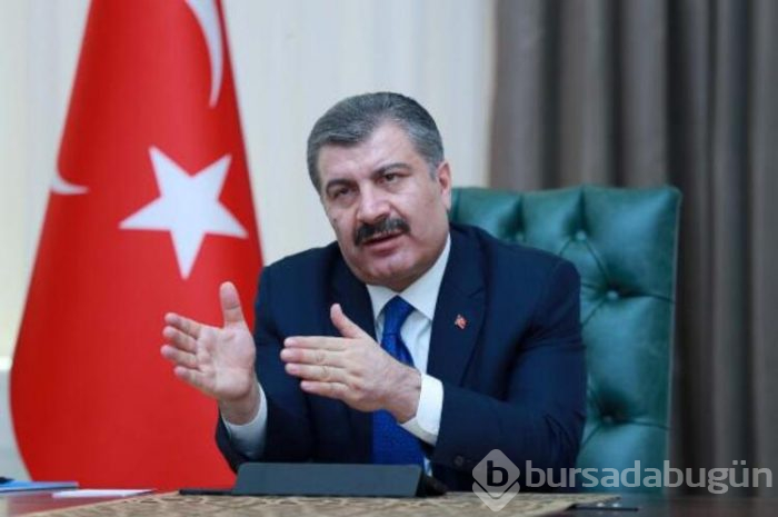 Fahrettin Koca, koronavirüs hastalarını tedavi eden hekimlerle görüştü