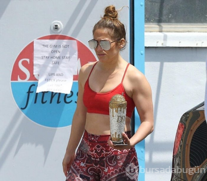 Jennifer Lopez ile Alex Rodriguez sorumsuzca spor salonunu açtırdı!