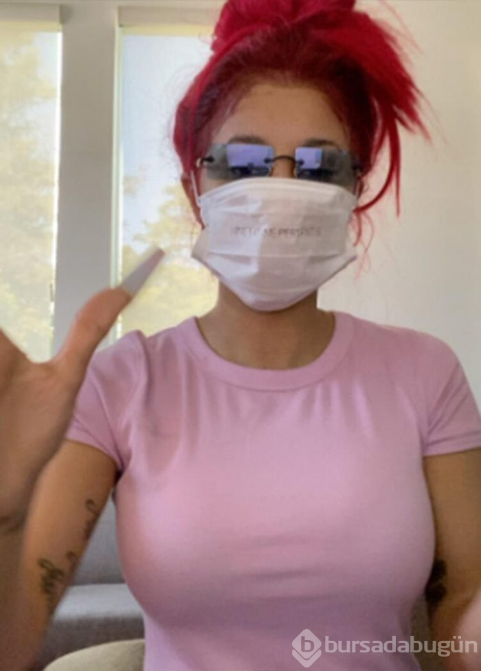 Cardi B, Donald Trump'a hesap sordu