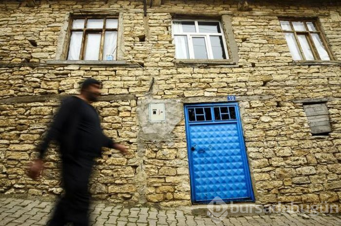 Konya'daki taş evler görenleri tarihte yolculuğa çıkarıyor