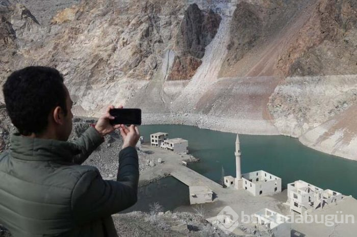 Tarihi köy yeniden ortaya çıktı