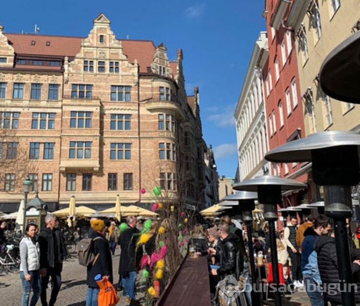 Stockholm'de insanlar kafeleri doldurdu!