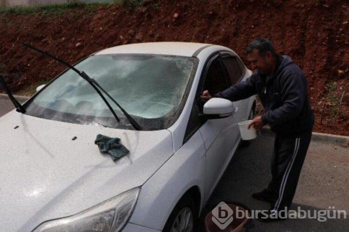 Gökten çamur yağdı!