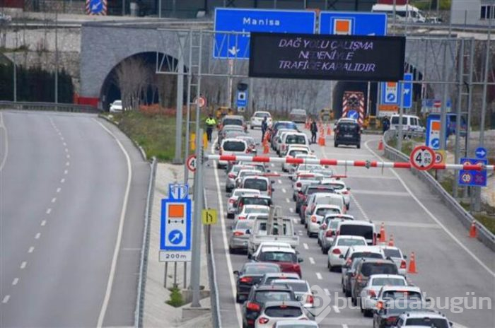 İzmir'de kilometrelerce kuyruk!